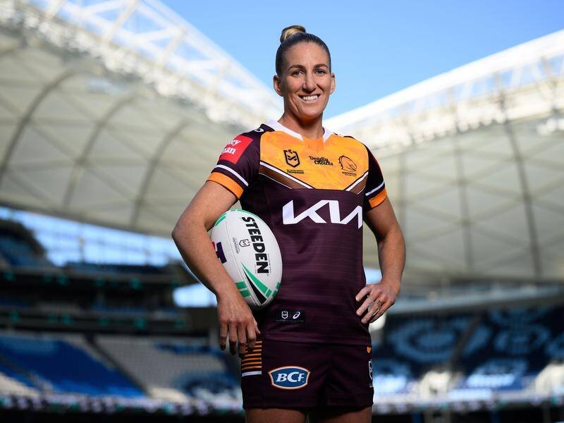 Brisbane and Australia captain Ali Brigginshaw wants the 2023 NRLW expanded to at least 14 rounds. (Dan Himbrechts/AAP PHOTOS)
