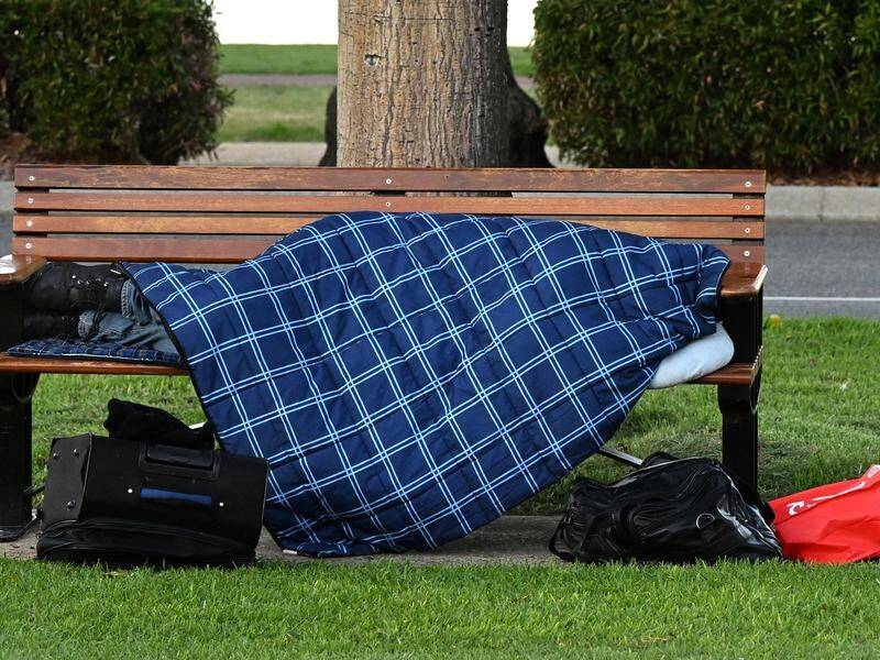 A survey found 2037 people sleeping rough in NSW in February, up from 1623 a year ago. (Dave Hunt/AAP PHOTOS)