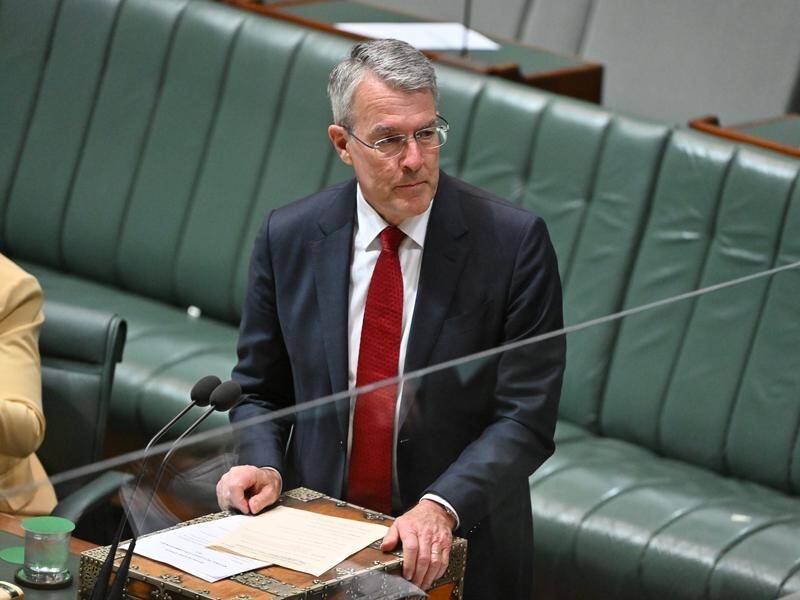 Attorney-General Mark Dreyfus says higher penalties will make companies have strong cyber security. (Mick Tsikas/AAP PHOTOS)