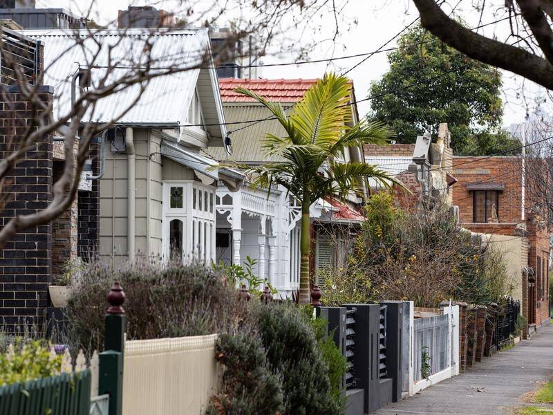 Housing prices fell 2.2pct in Sydney and 1.5pct in Melbourne in July, CoreLogic data shows. (Diego Fedele/AAP PHOTOS)