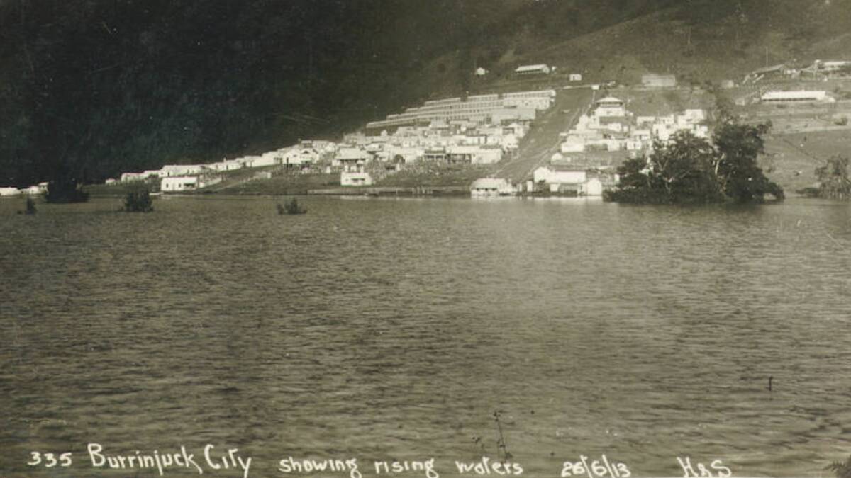Barren Jack City showing rising waters in 1913. Most of the buildings in the photo are below the high-water mark. Picture: Yass and District Historical Society Inc