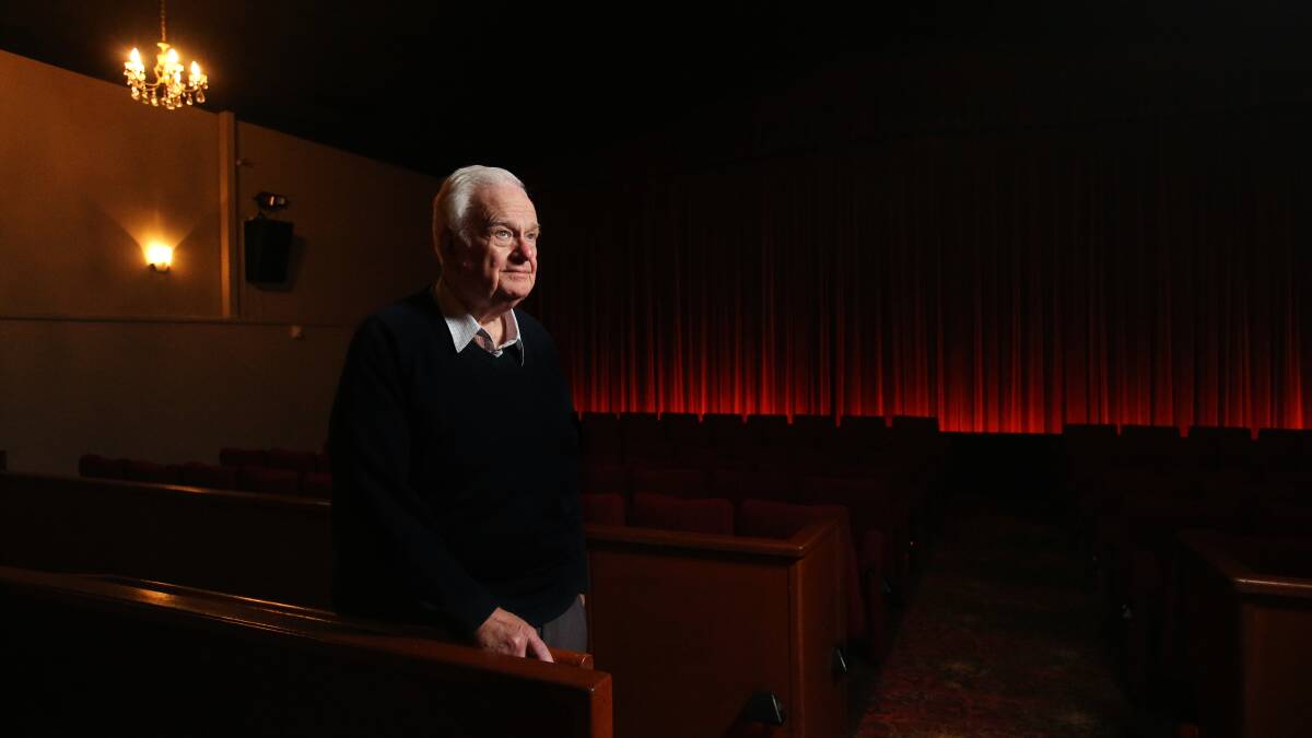 Bob Mason, owner of the single-screen Lake Cinema Boolaroo. Picture by Simone De Peak