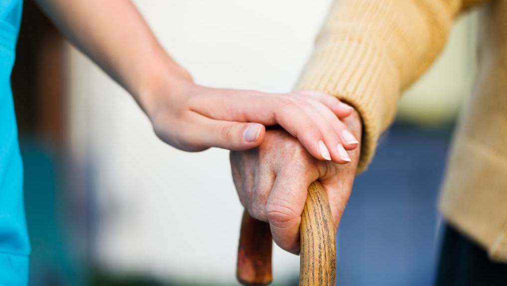 The new rules around the use of chemical and physical restraints in aged care facilities ignores Australia's human rights obligations, public advocates say. 
