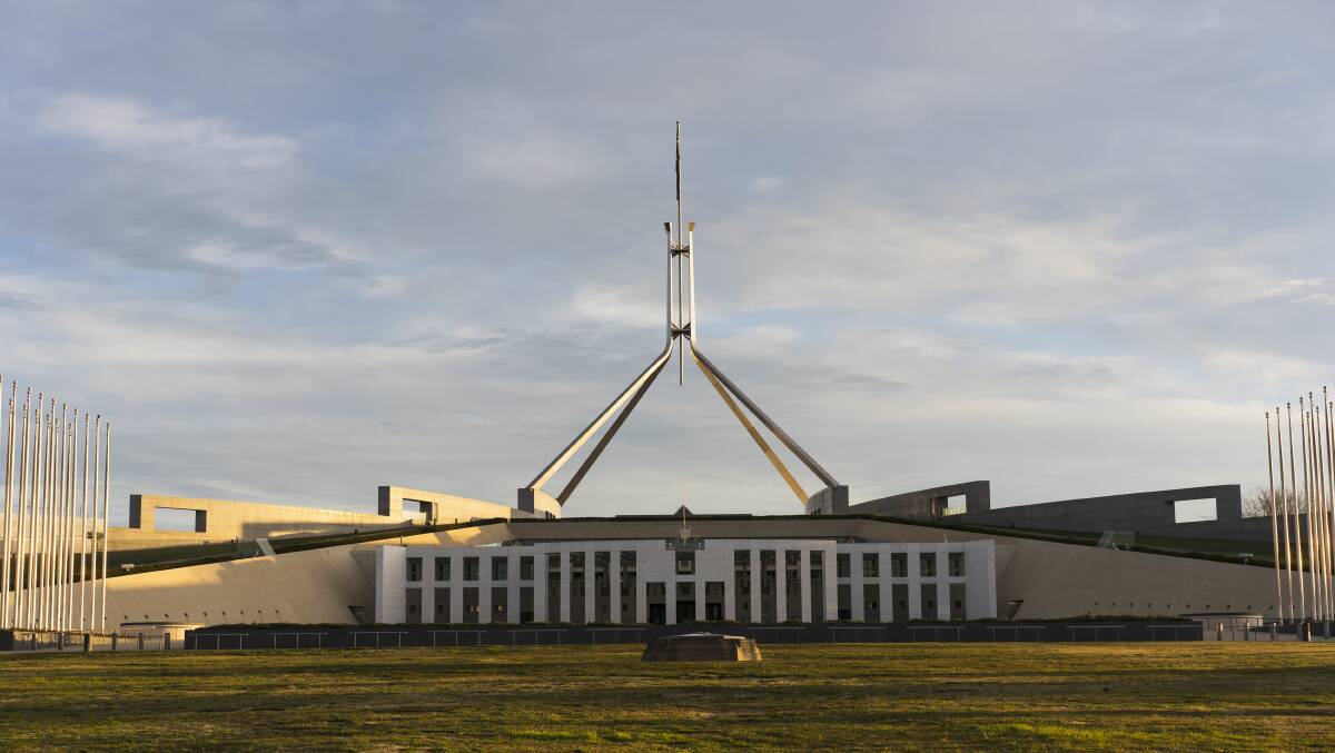 Fully vaccinated federal politicians and staff from COVID hotspots will be able to skip a fortnight's quarantine in Canberra ahead of October's sittings and estimates hearings. Dion Georgopoulos