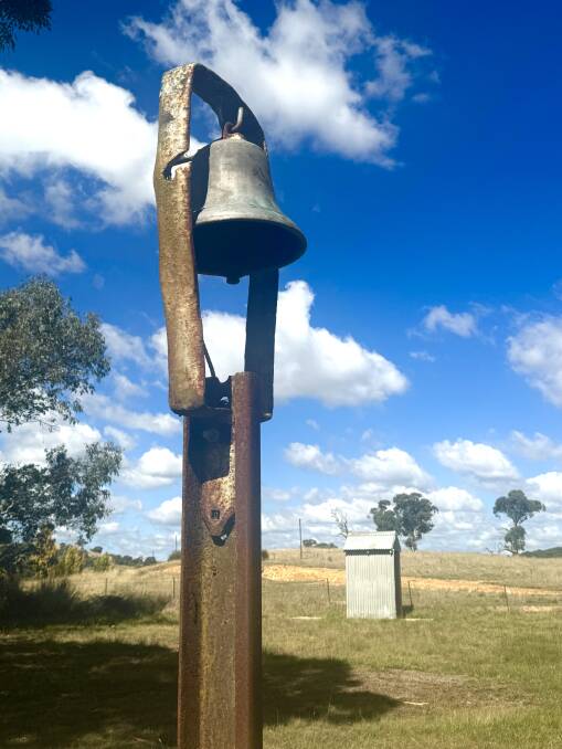 The bell's stand is a length of railway. Picture by Tim the Yowie Man